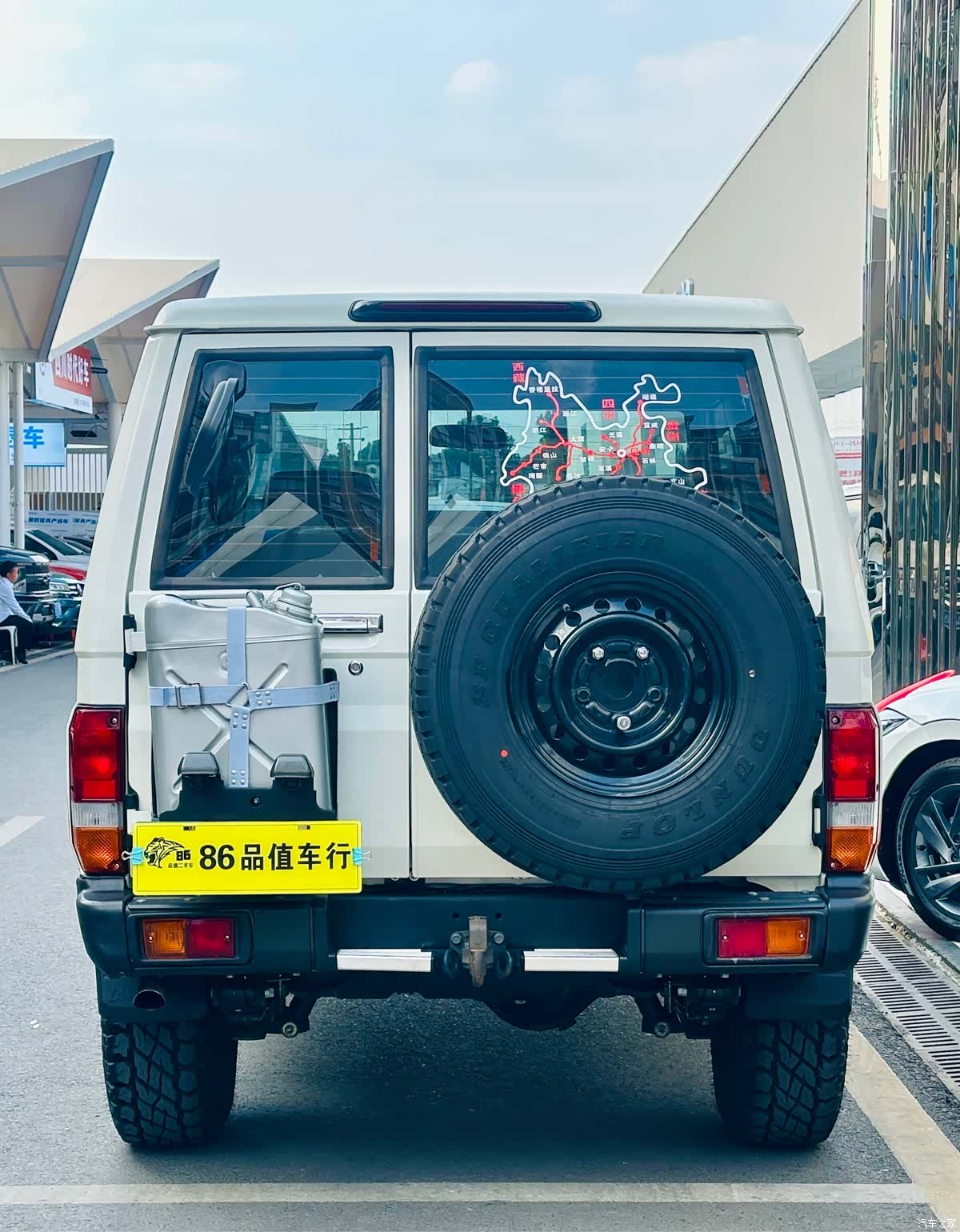 Toyota Land Cruiser, 2024 3