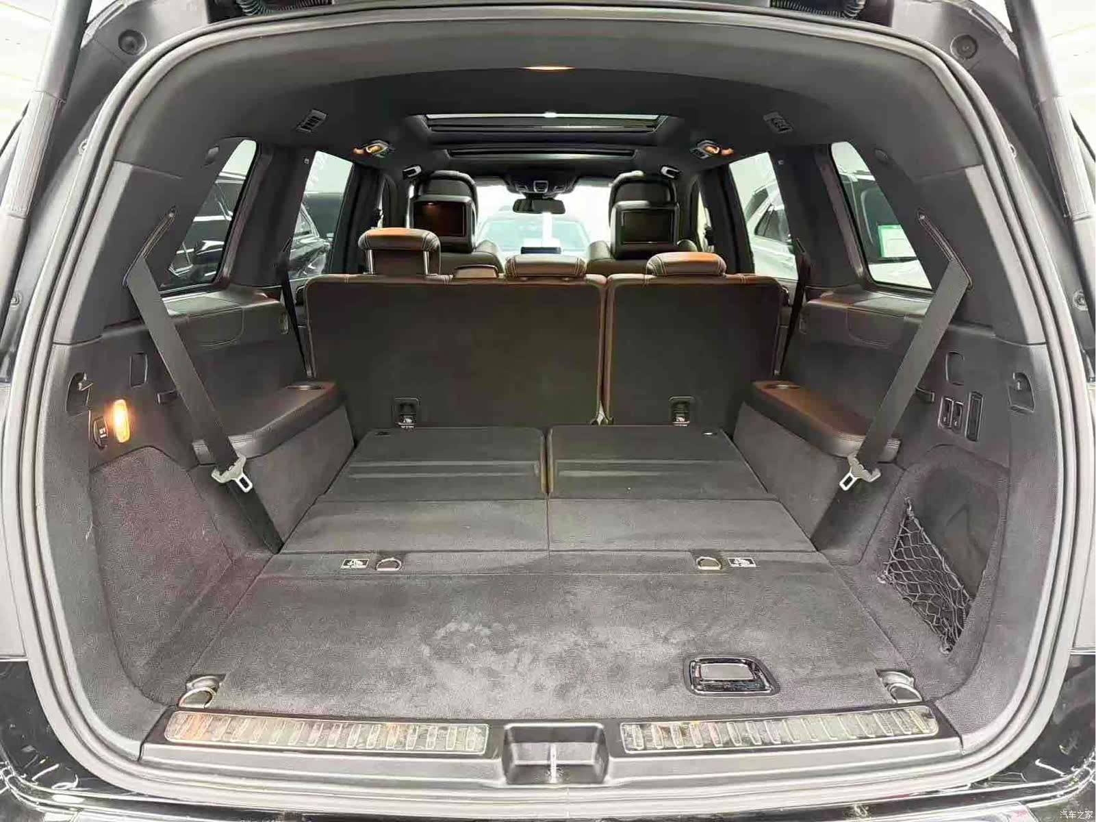 Mercedes-Benz GLS, 2017 19