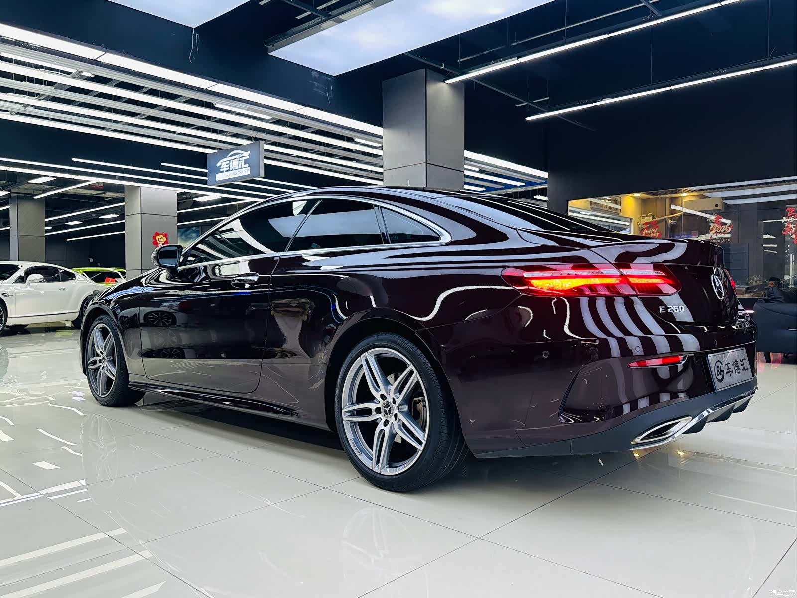 Mercedes-Benz E-Class, 2020 4