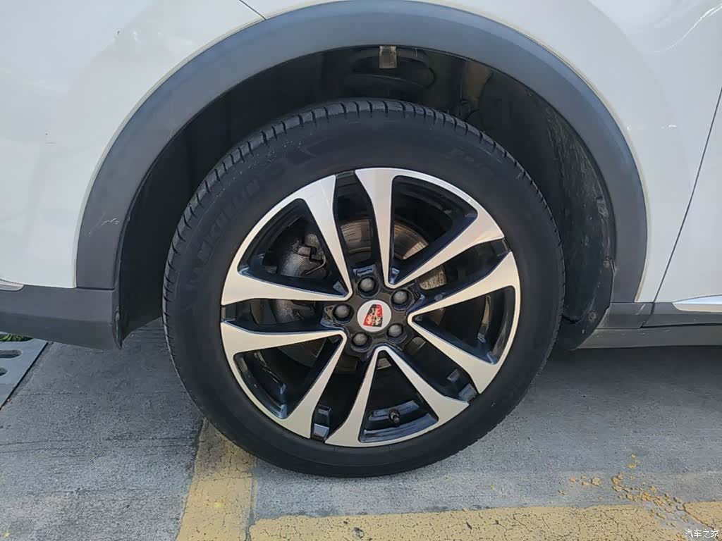 Roewe RX3, 2020 23