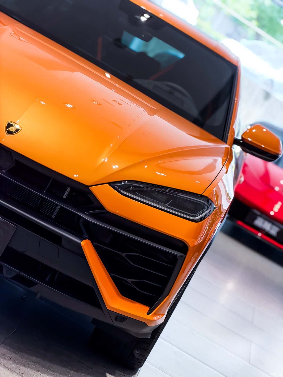Lamborghini Urus, 2025 3