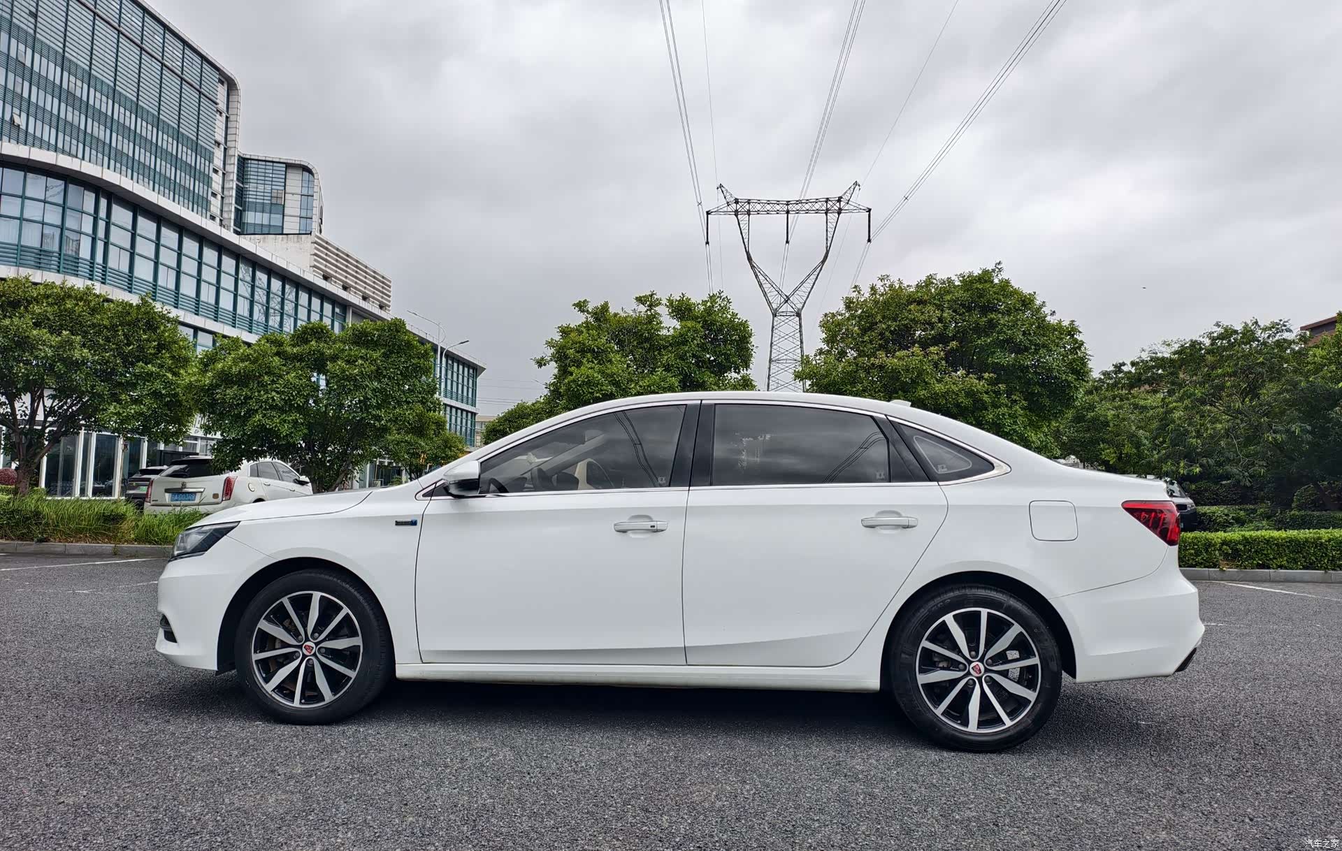Roewe i6, 2018 8