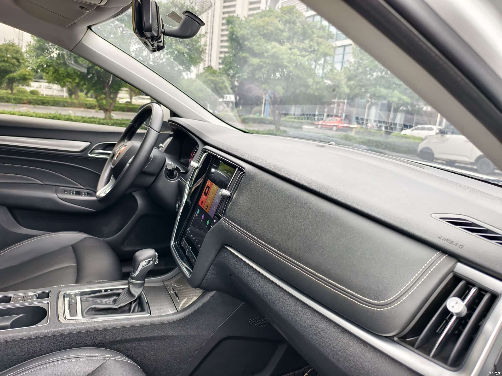 Roewe i6, 2018 18