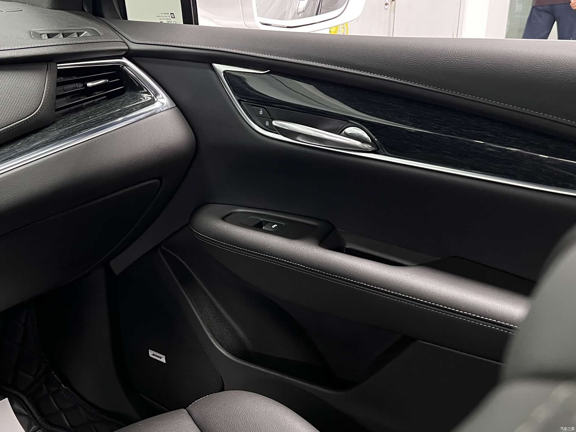 Cadillac XT5, 2022 25