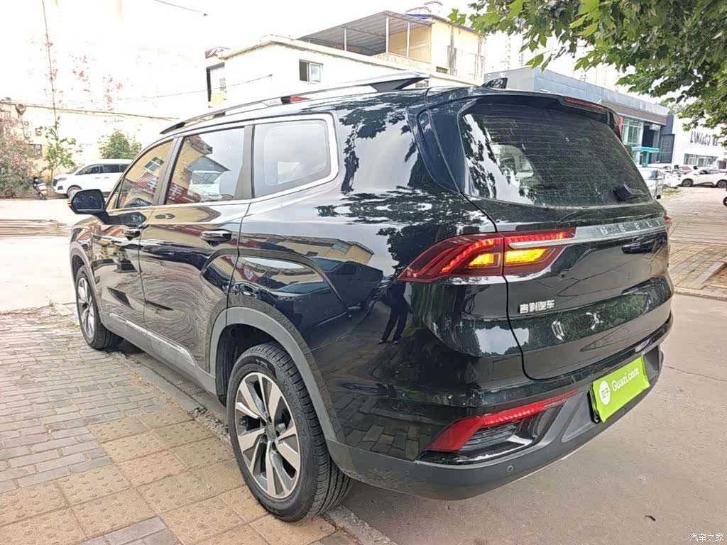 Geely Haoyue, 2020 все фото