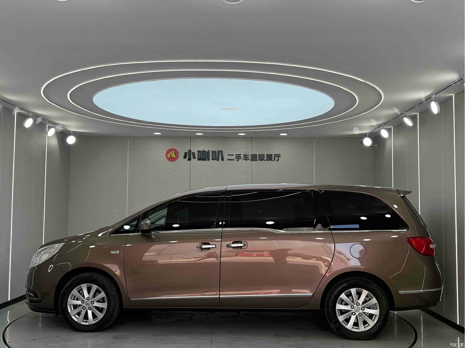 Buick GL8, 2019 4