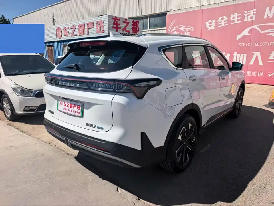 Jetour L7