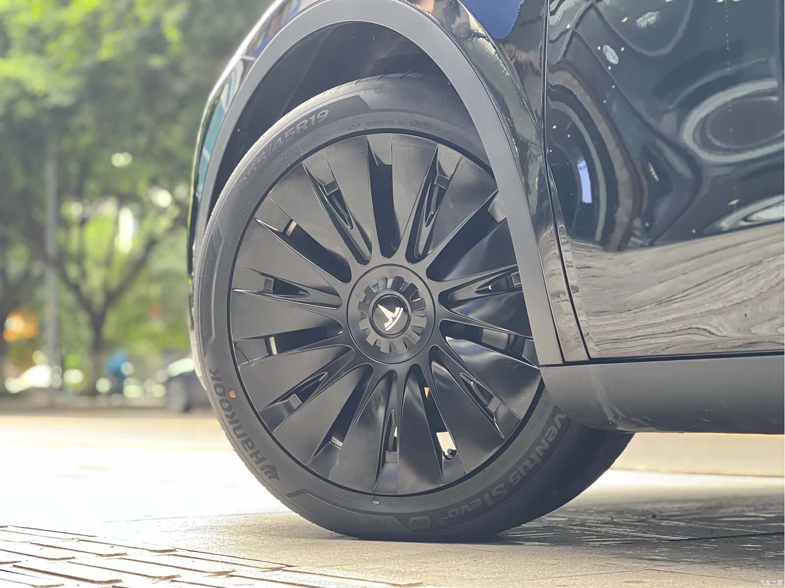 Tesla Model Y, 2022 6
