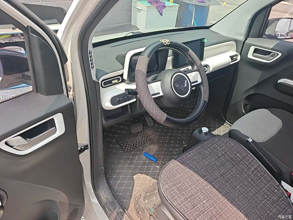Wuling MINIEV, 2024 16