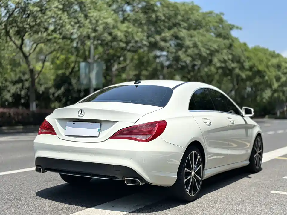 Mercedes-Benz CLA