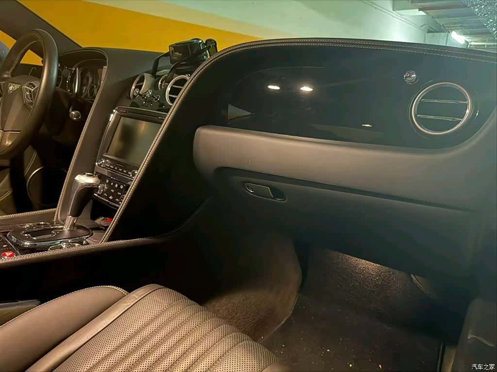 Bentley Continental GT, 2017 8