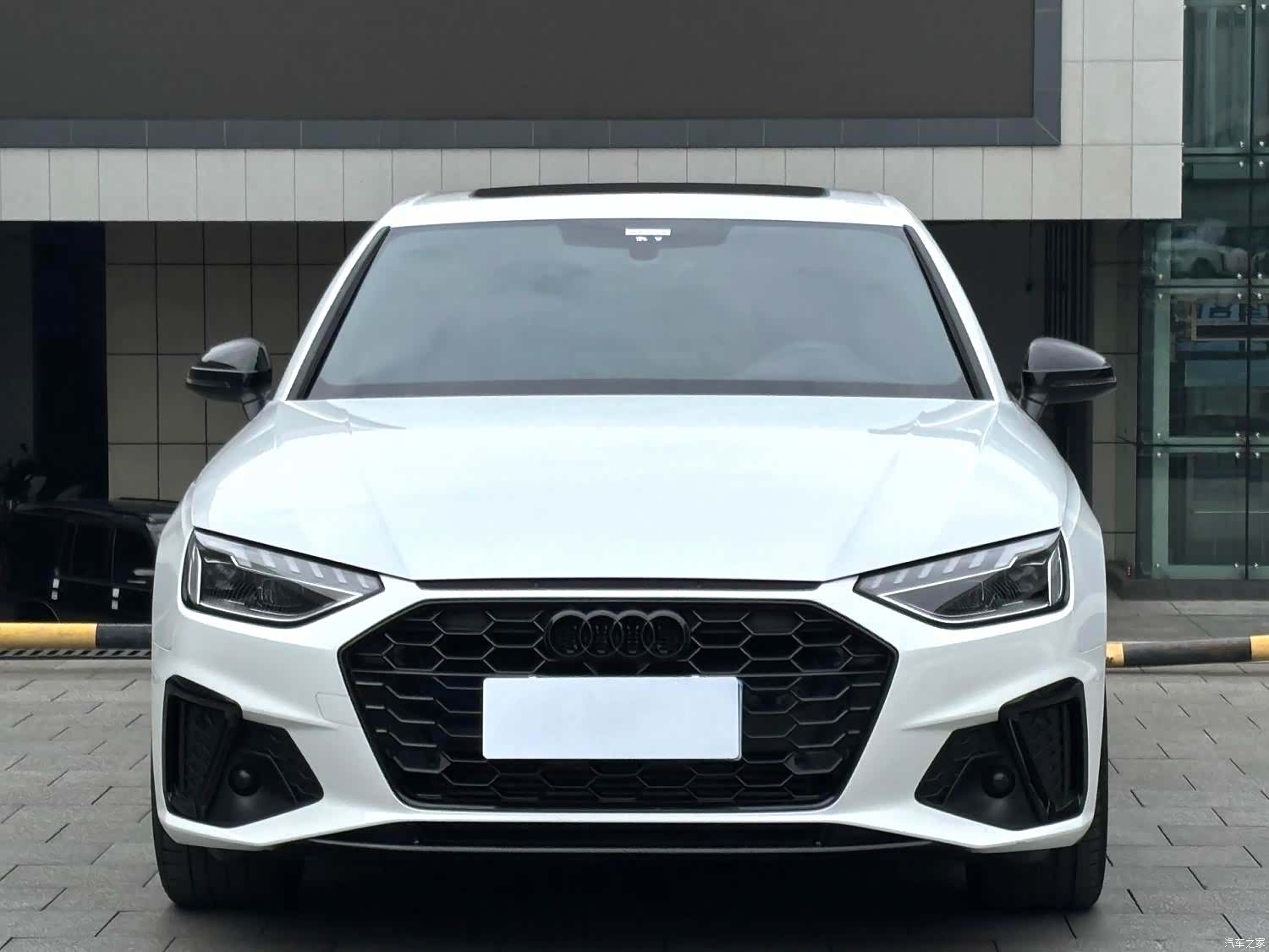 Audi A4L, 2023 2