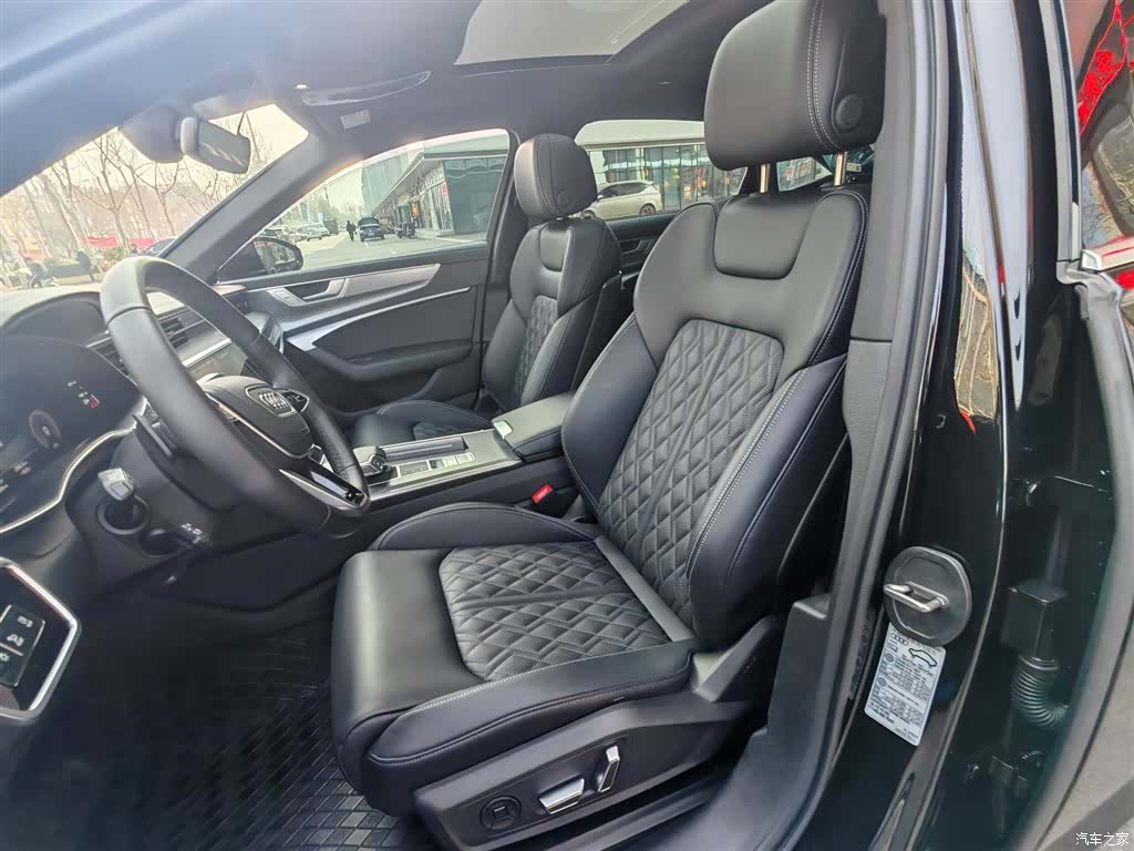 Audi A6L, 2025 14