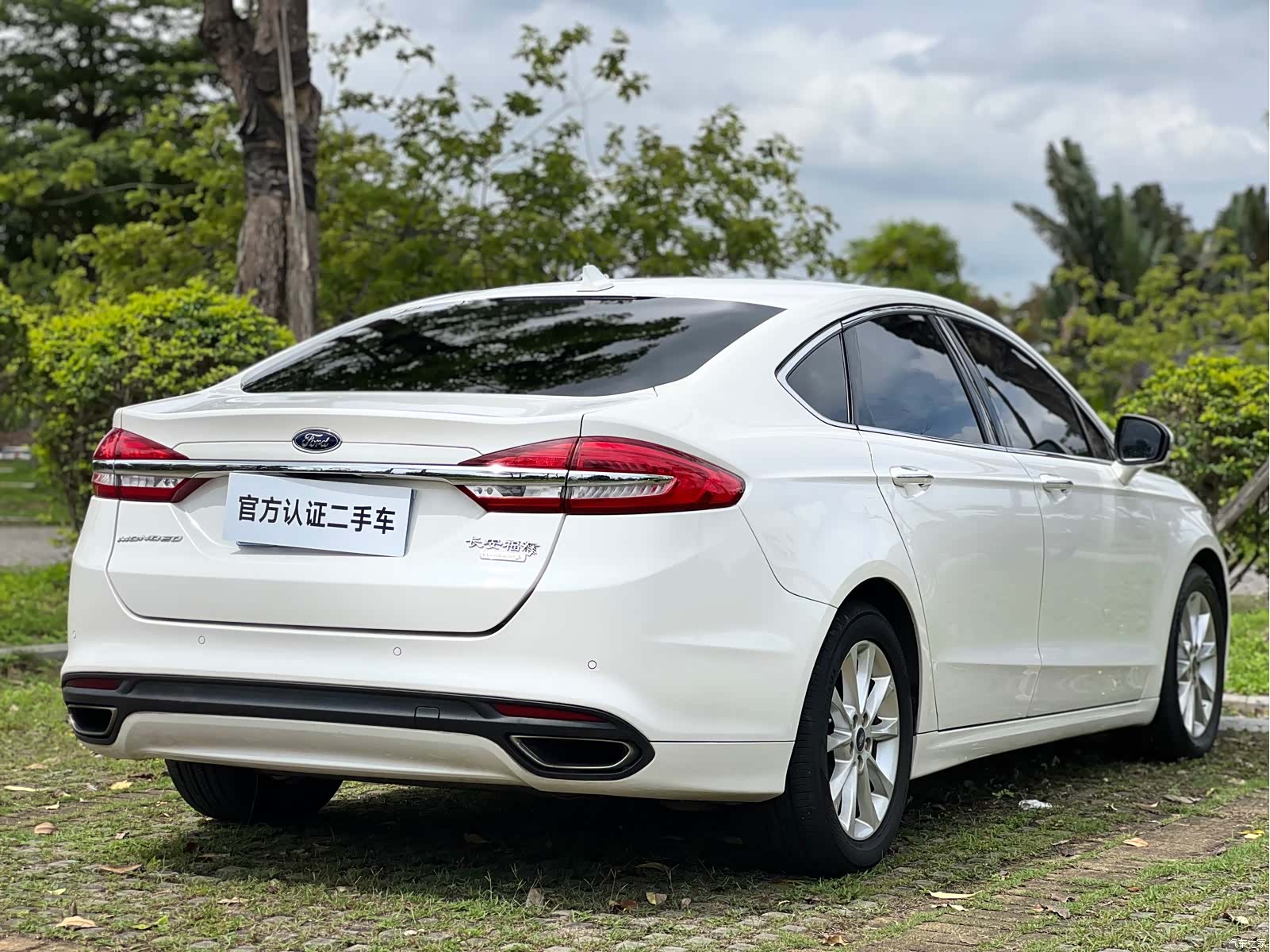 Ford Mondeo, 2017 7