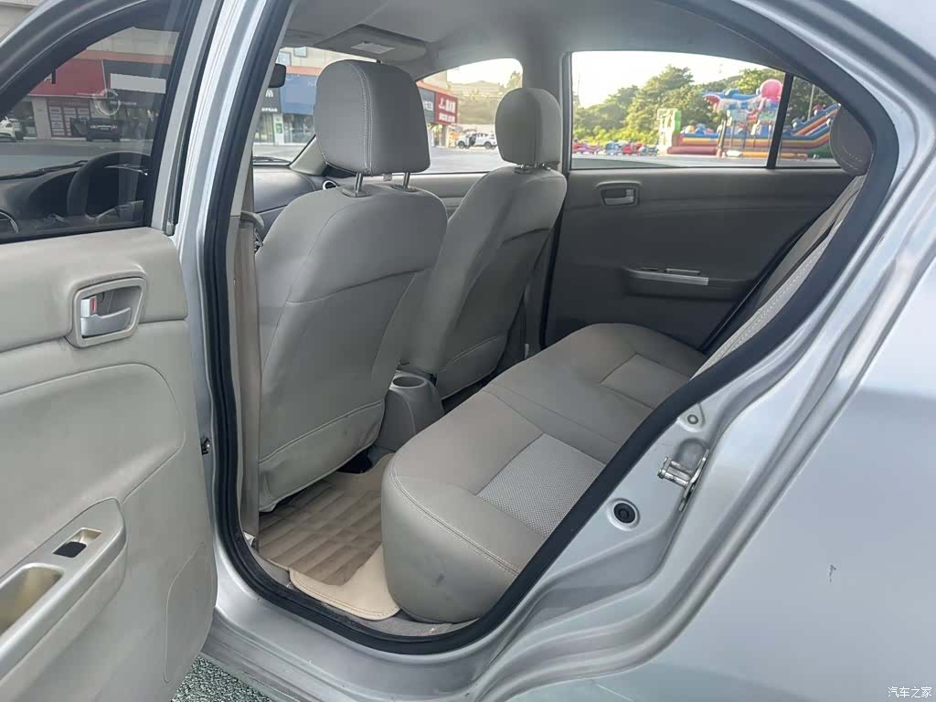 Changan V3, 2014 9