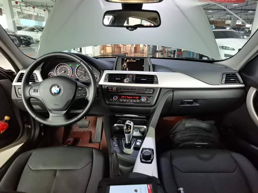 BMW 3 Series 2015, фото 10