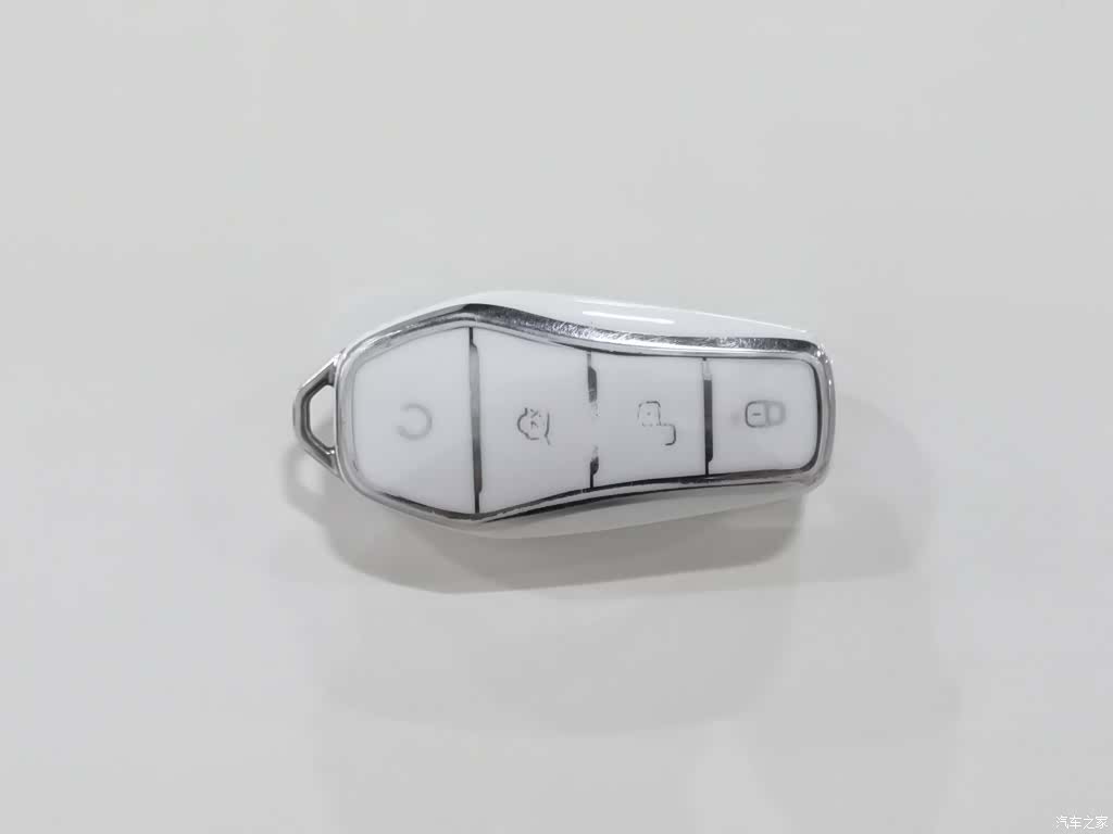 BYD Dolphin, 2023 19