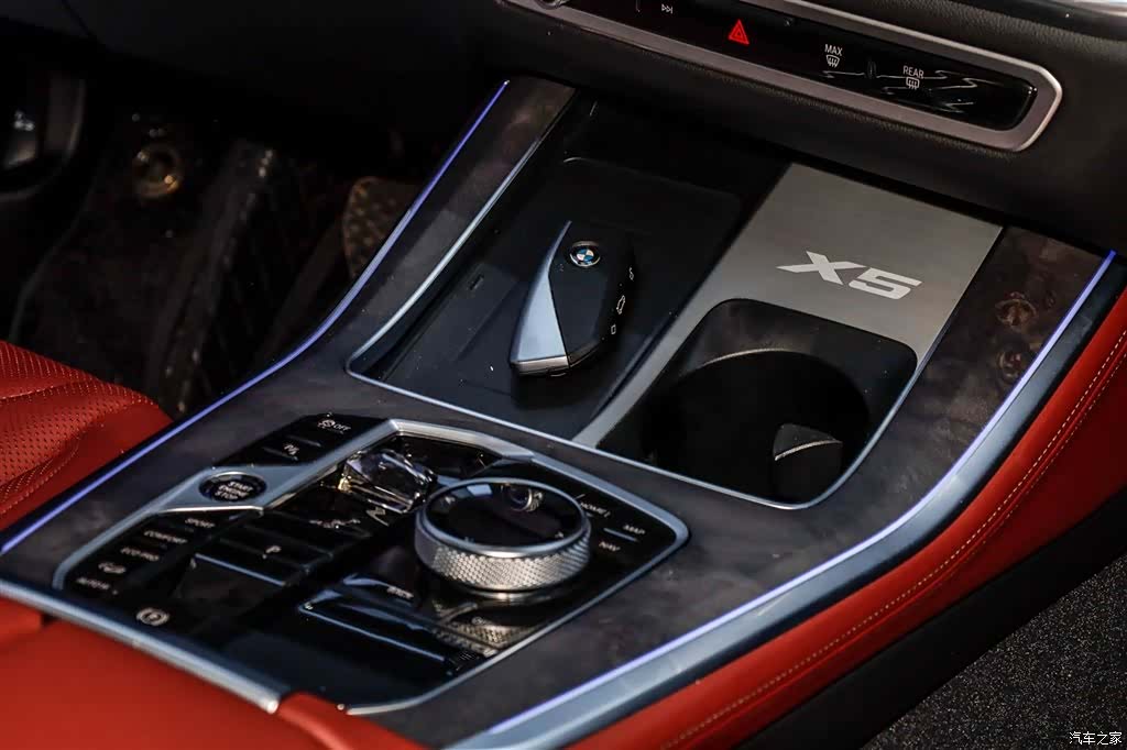 BMW X5, 2025 13