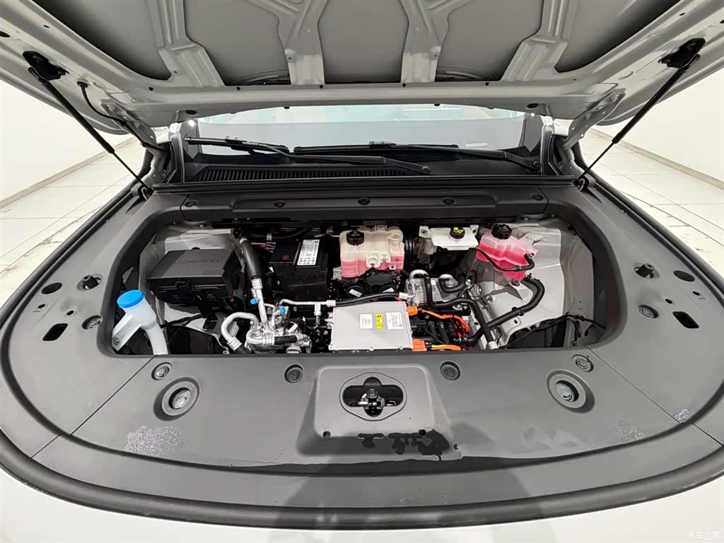 Leapmotor C10, 2025 18