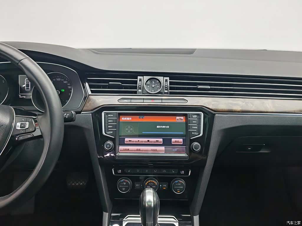 Volkswagen Magotan, 2016 12