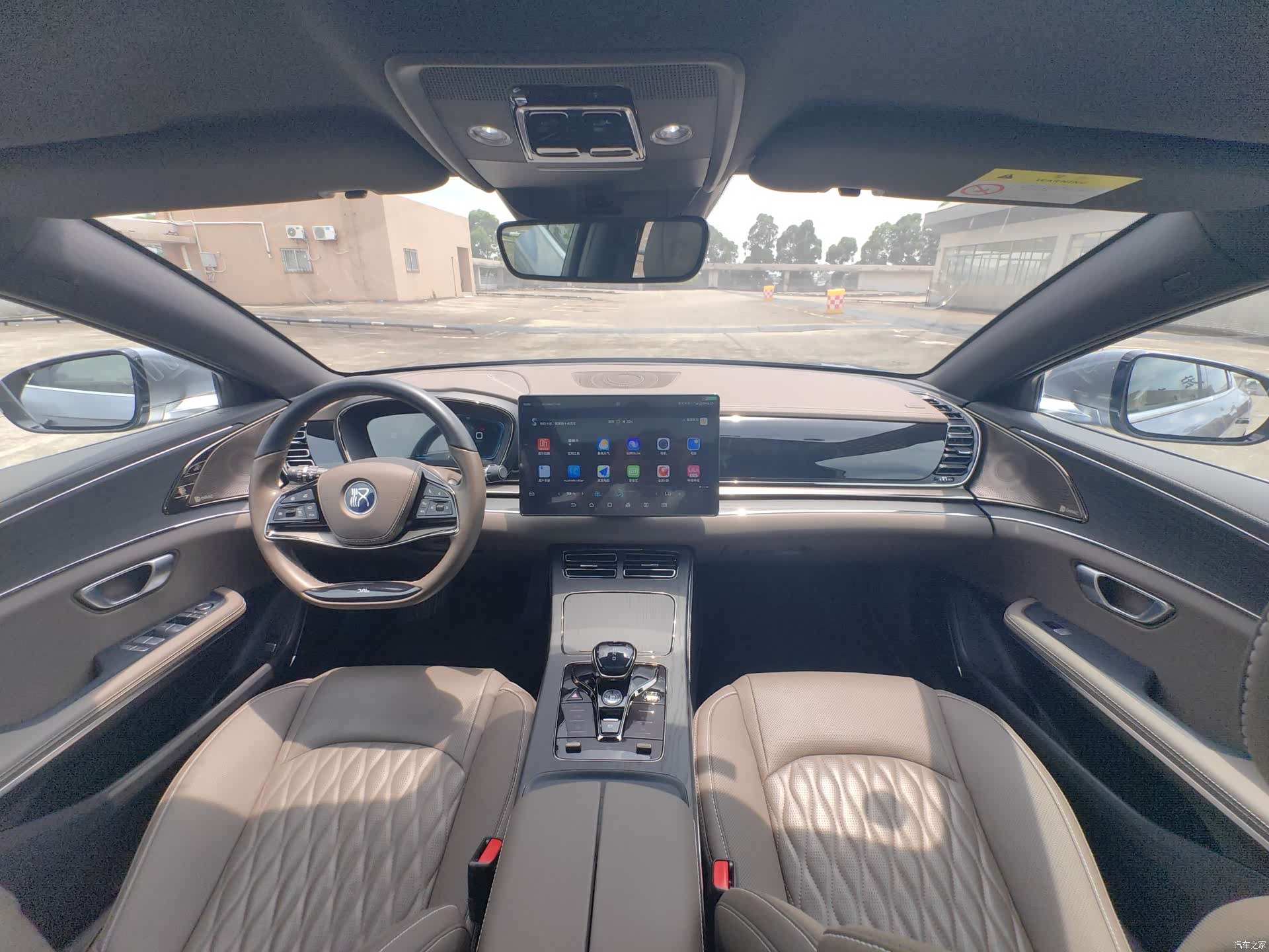 BYD Han, 2021 23
