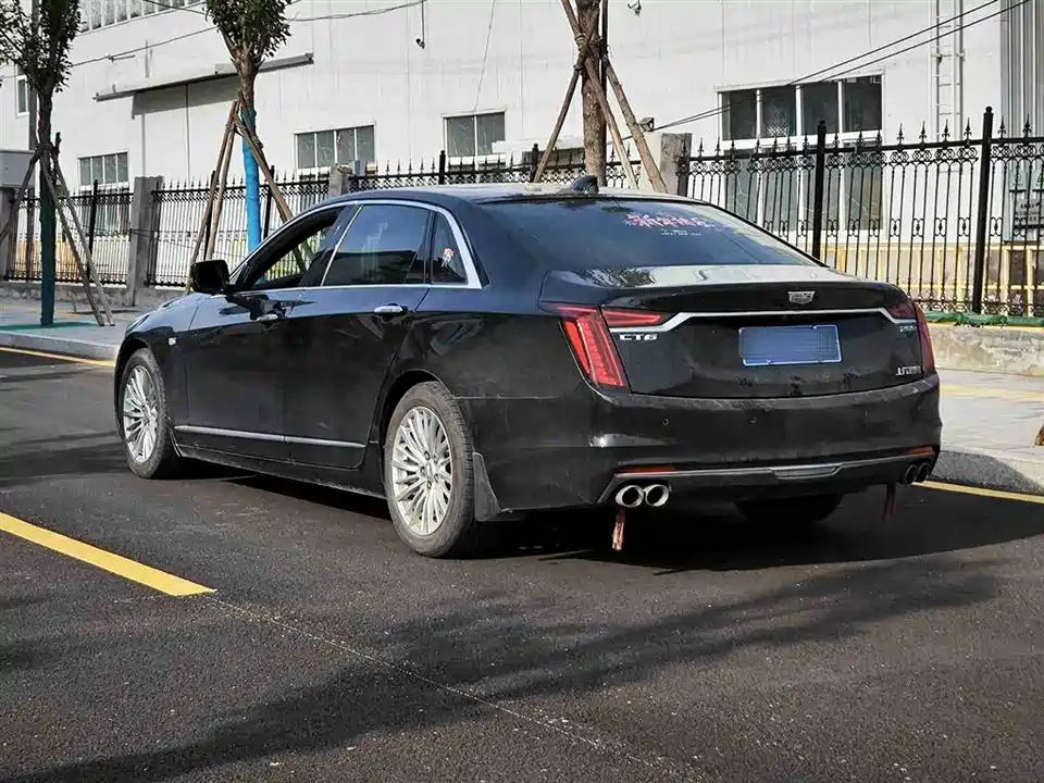 Cadillac CT6