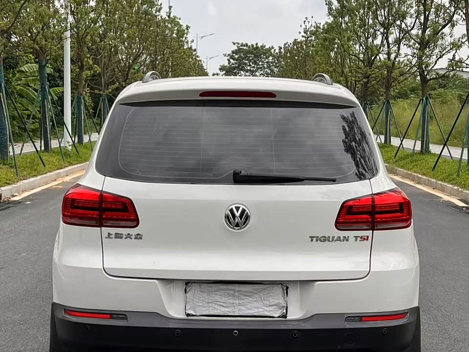 Volkswagen Tiguan Volkswagen Tiguan