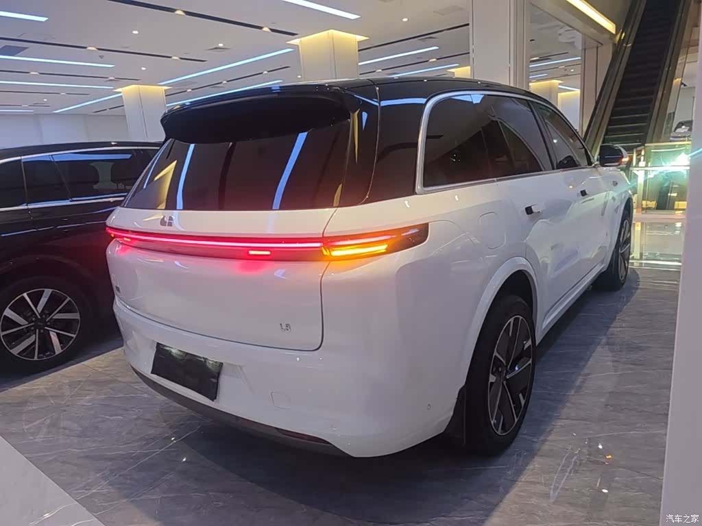 Li Auto L8, 2025 7