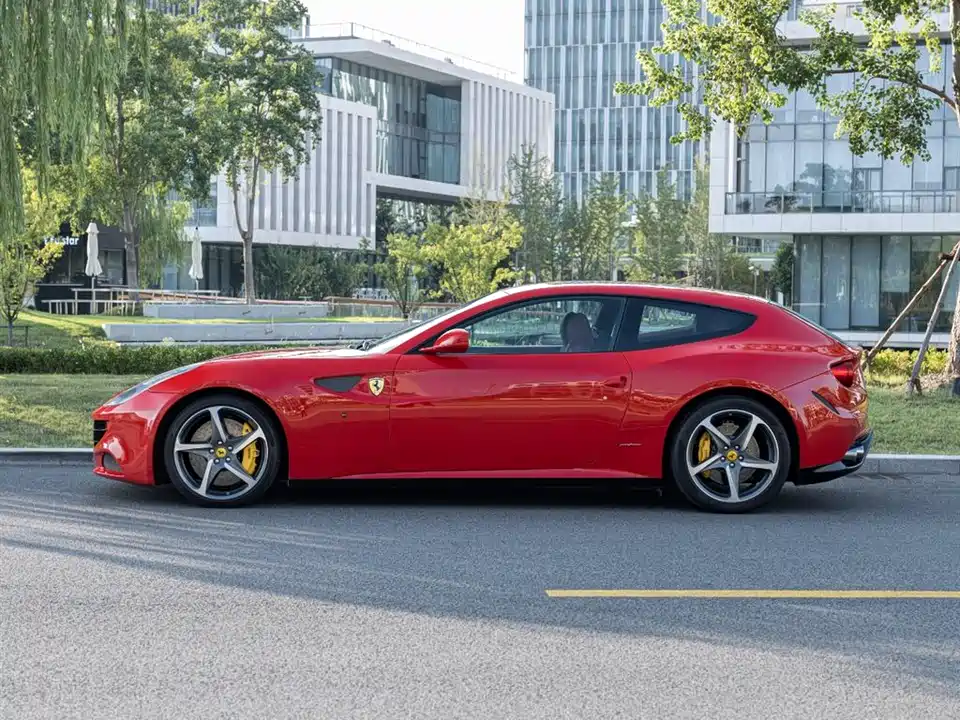 Ferrari FF