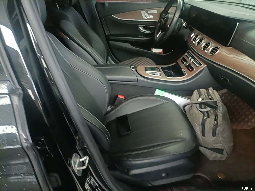 Mercedes-Benz E-Class, 2019 25