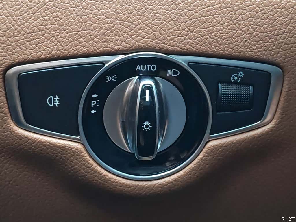 Mercedes-Benz E-Class, 2017 21