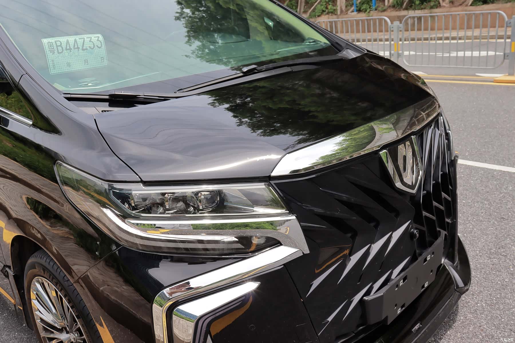 Toyota Alphard, 2017 25