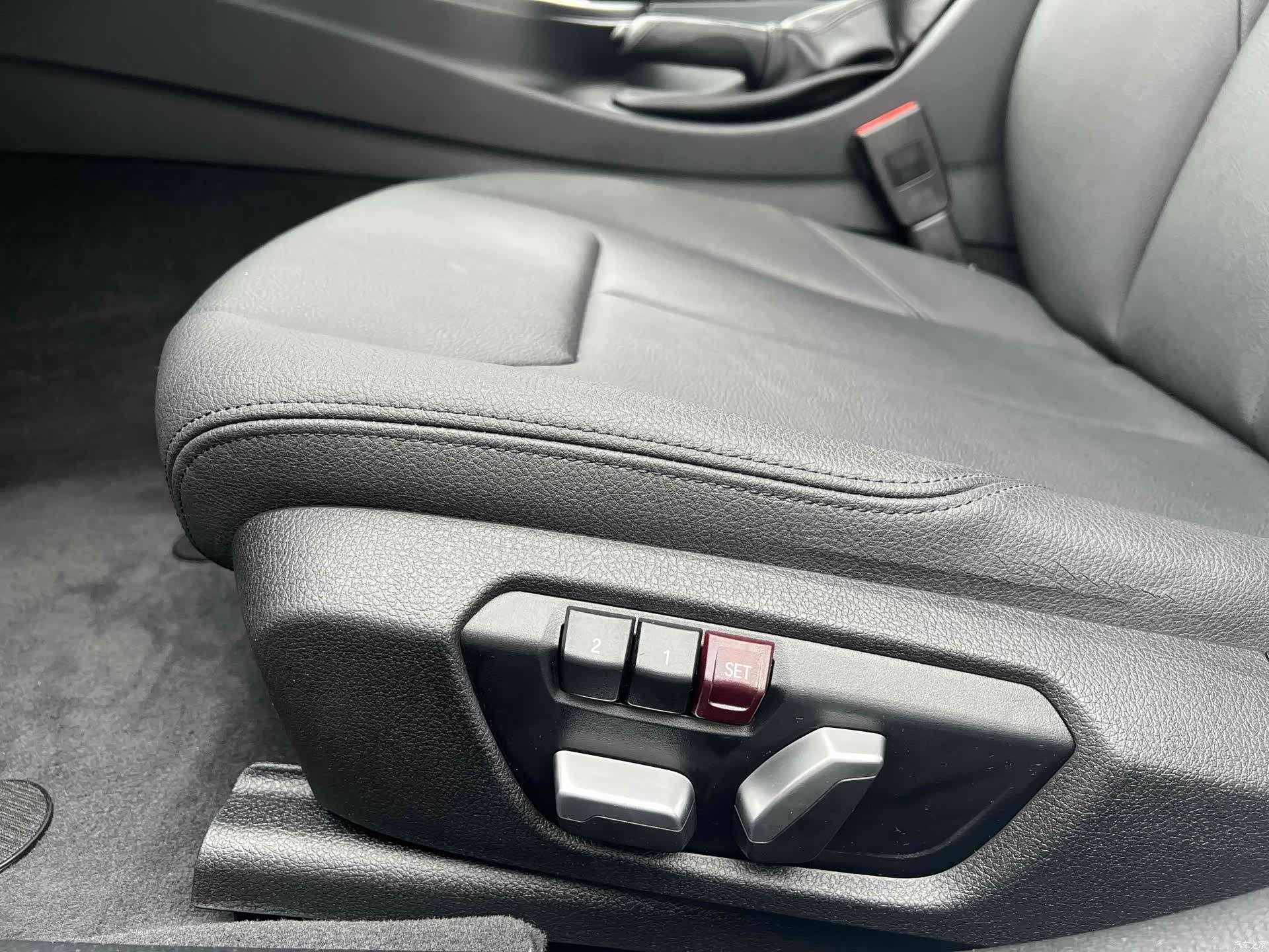 BMW 3 Series, 2017 18