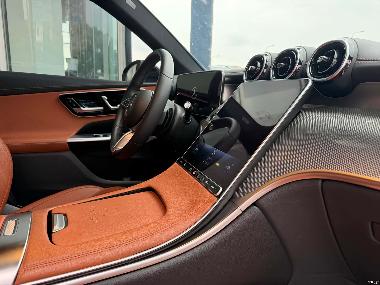 Mercedes-Benz GLC, 2023 9