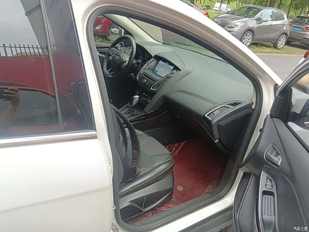 Ford Focus, 2016 25