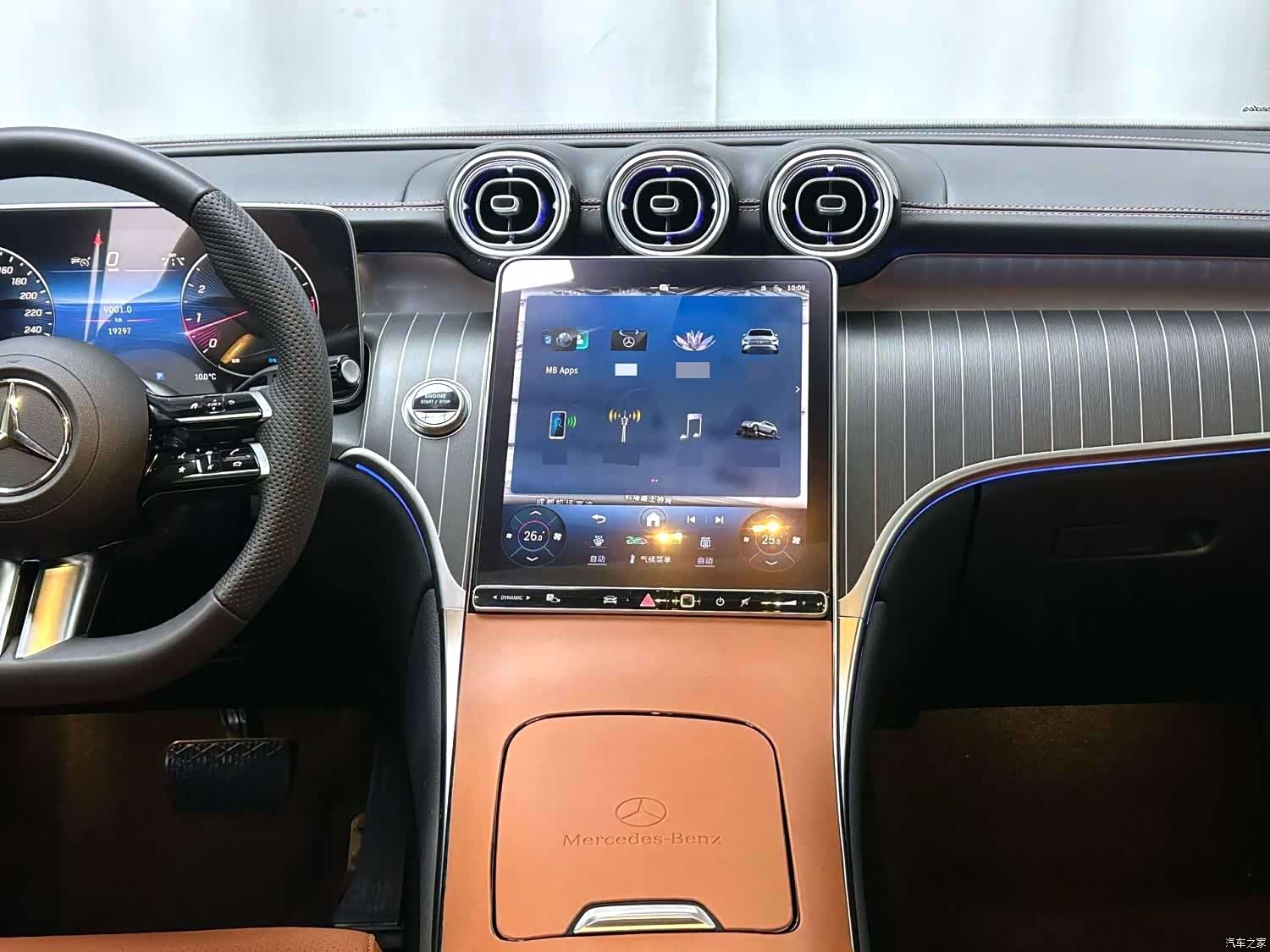 Mercedes-Benz GLC, 2024 11