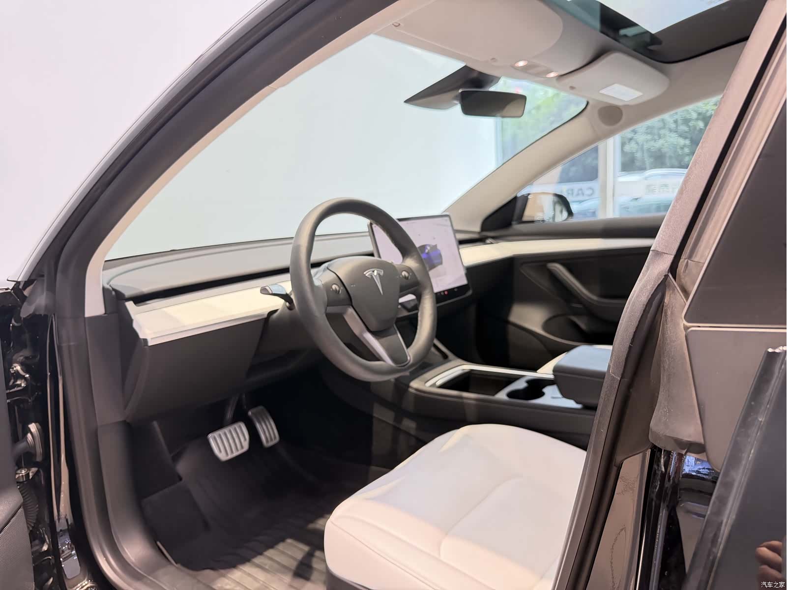 Tesla Model 3, 2022 21
