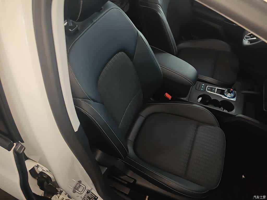 Ford Focus, 2021 25