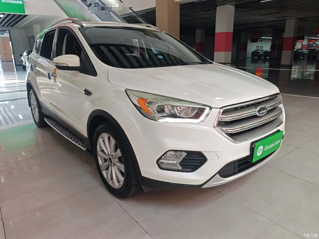 Ford Kuga, 2017 4