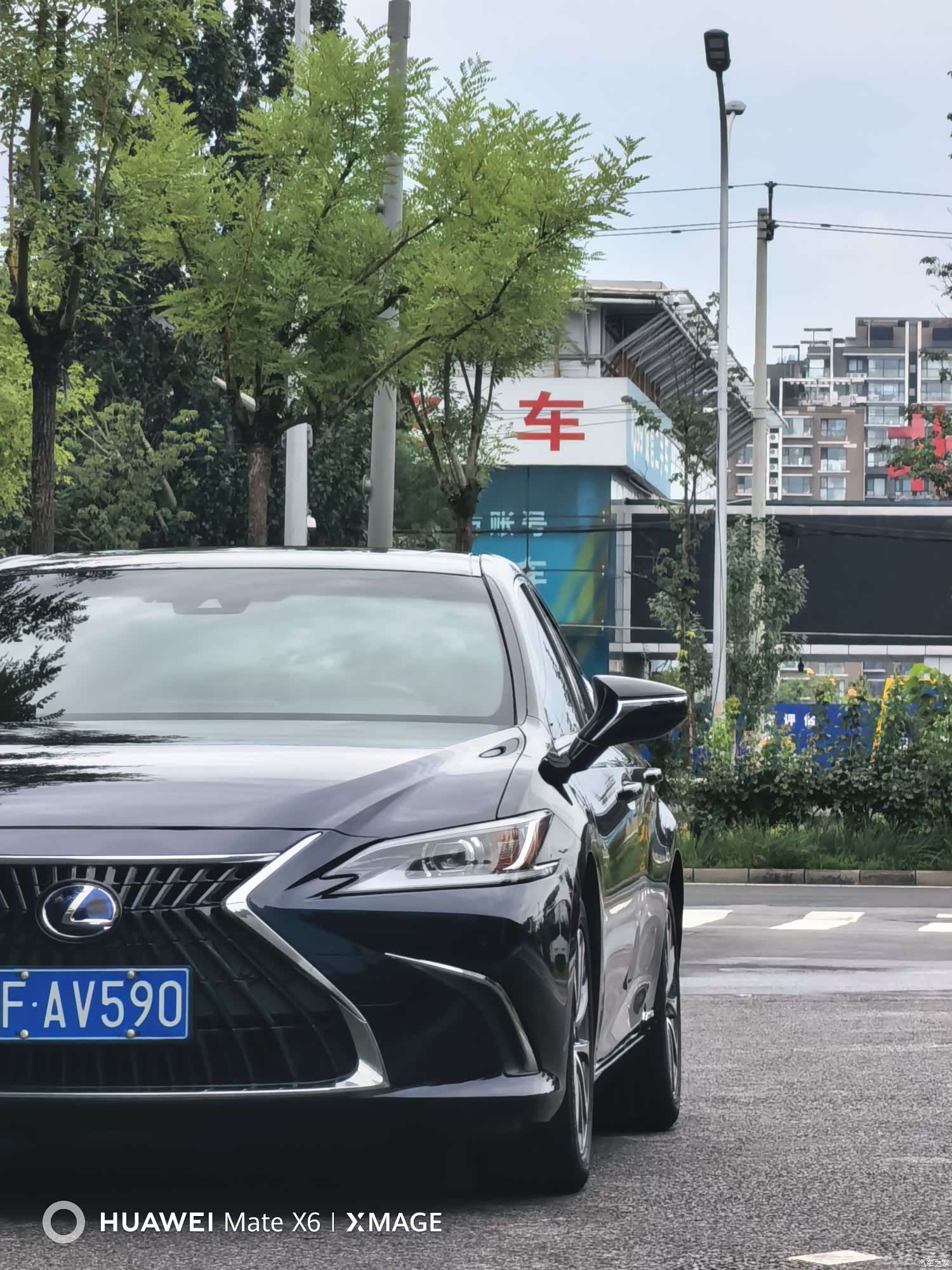 Lexus ES, 2021 все фото