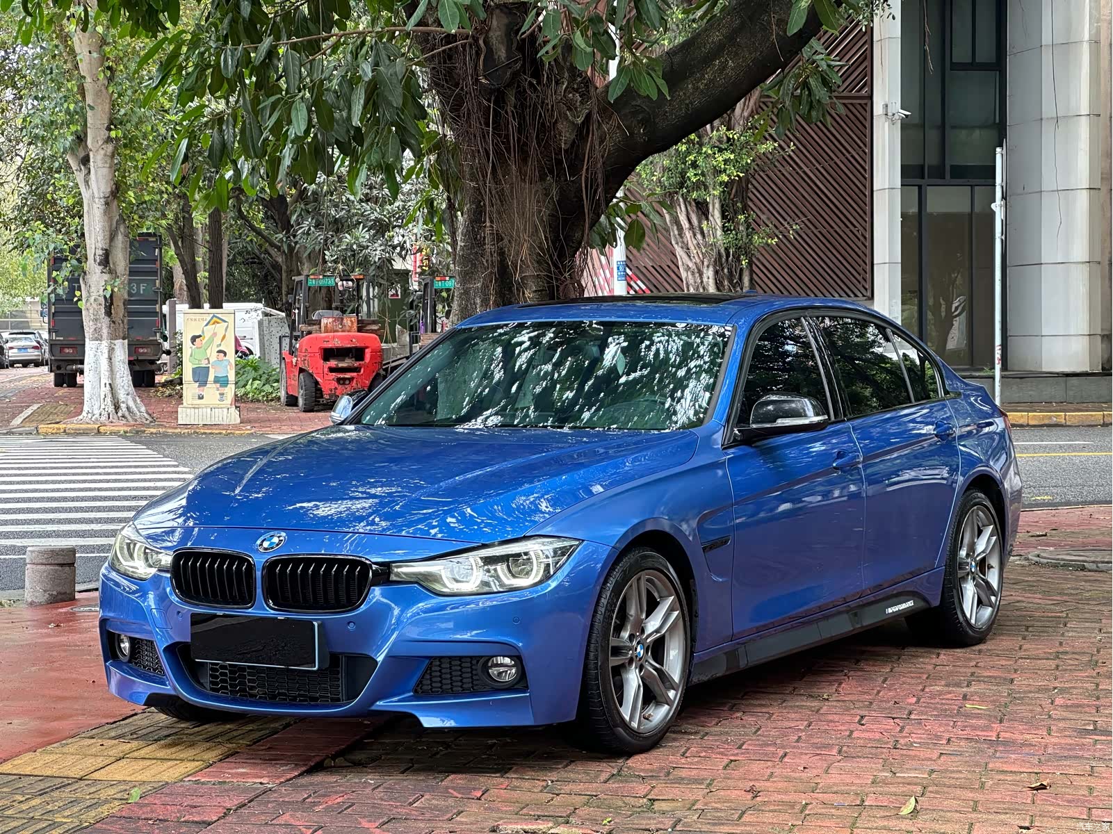 BMW 3 Series, 2018 1