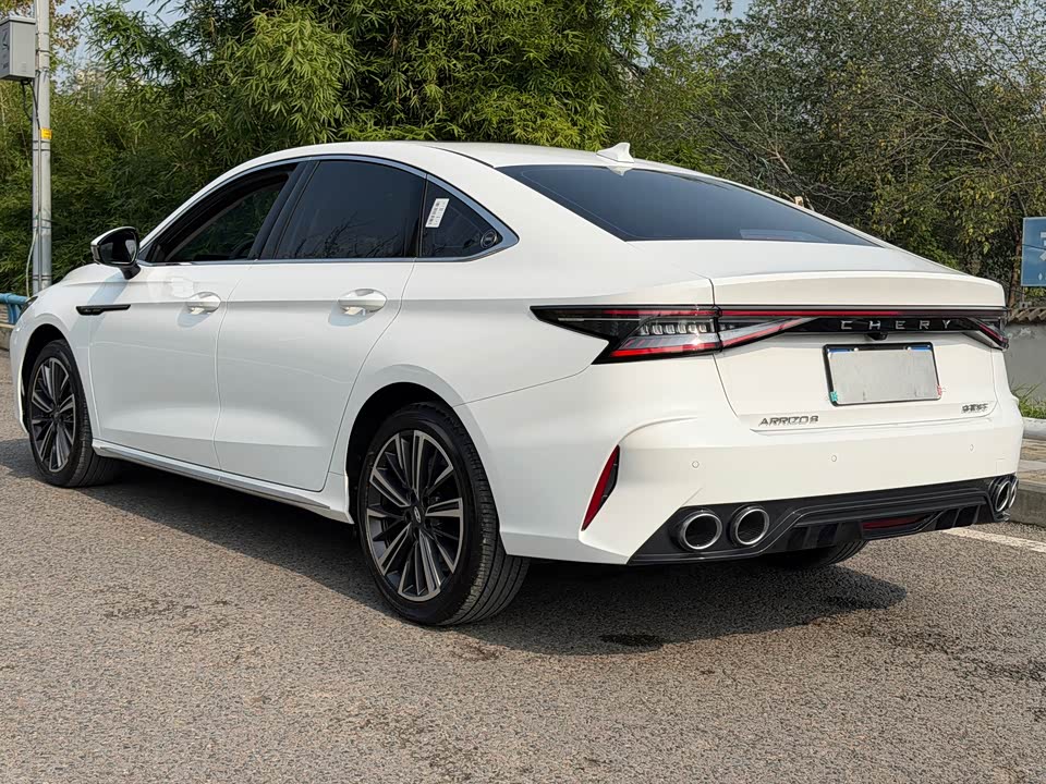 Chery Arrizo 8