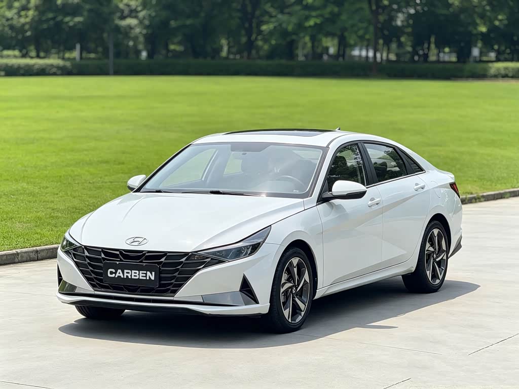 Hyundai Elantra 2021 1.5L CVT LUX Luxury
