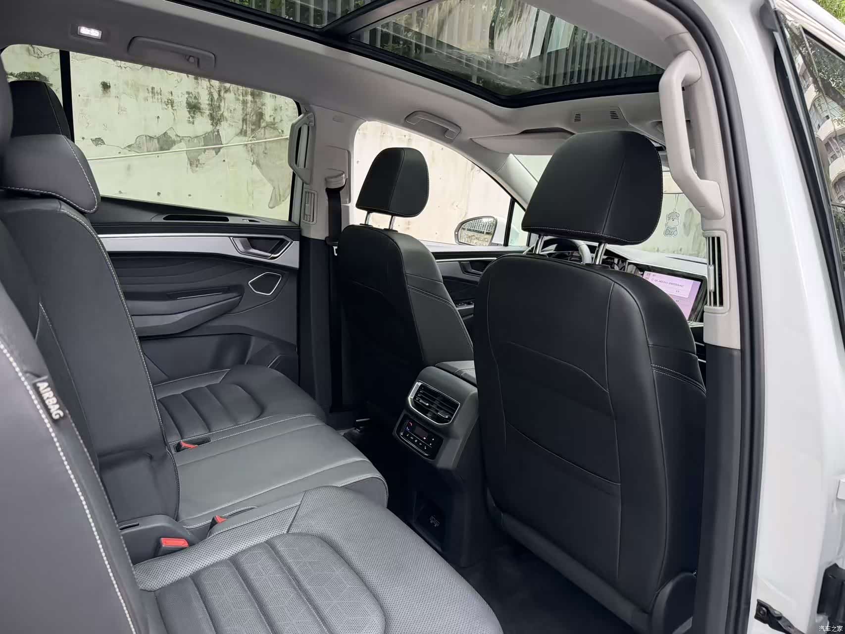 Volkswagen Talagon, 2022 13