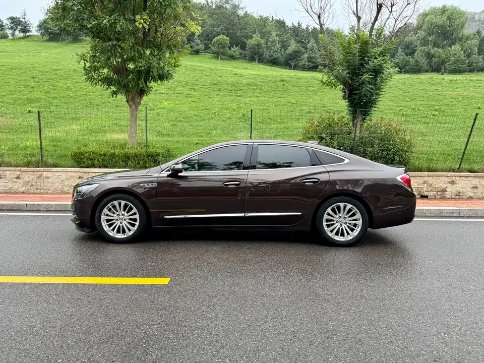 Buick Lacrosse