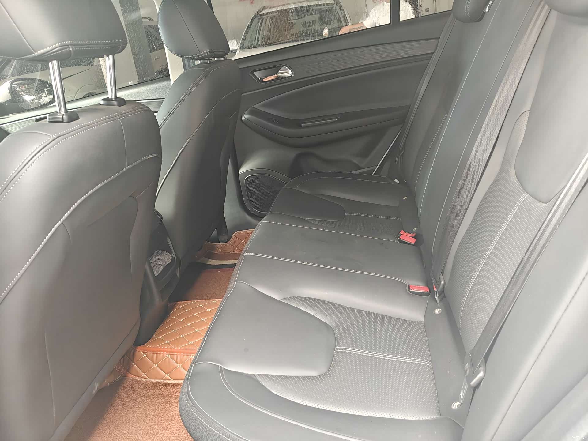 Chery 5, 2025 все фото
