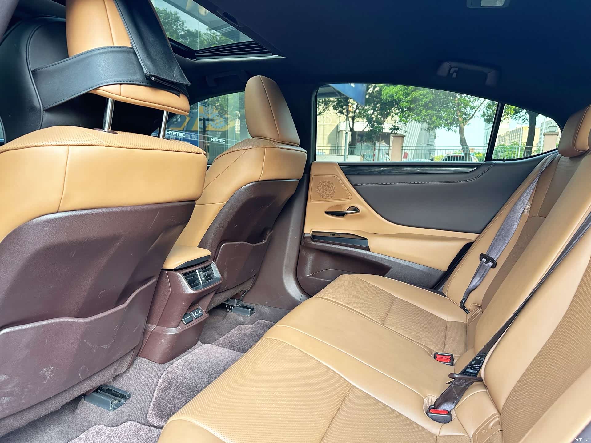 Lexus ES, 2020 8