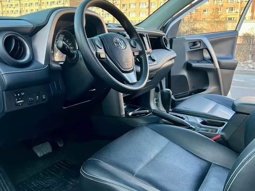 Toyota RAV4 Rongfang
