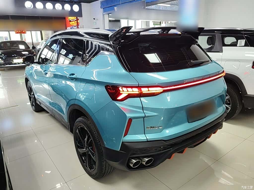 Geely Coolray, 2022 все фото