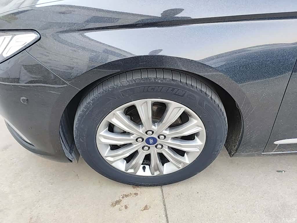 Ford Taurus, 2020 23